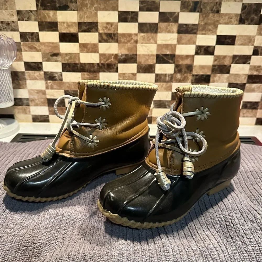 Jack Rodgers Rain Boots - Picture 3 of 6